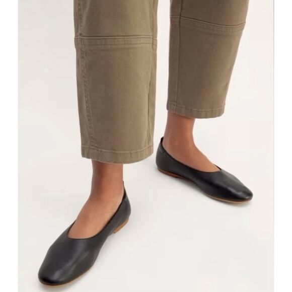 Everlane Black Round Toe Flats - Picture 1 of 7